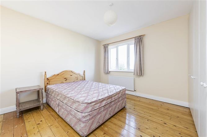 73 Castle Riada Drive, Lucan, County Dublin