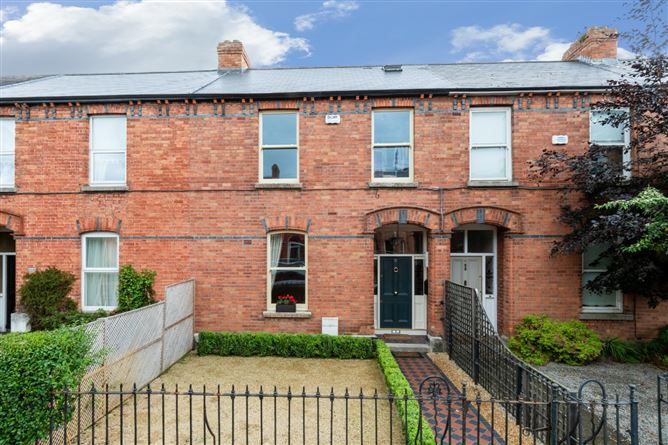 15 Ashfield Park, Terenure, Dublin 6W