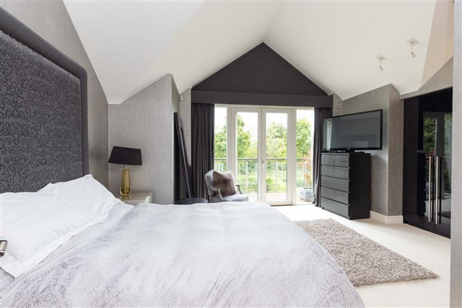 2 Loughmore Square, Killeen Castle, Dunsany, Co. Meath