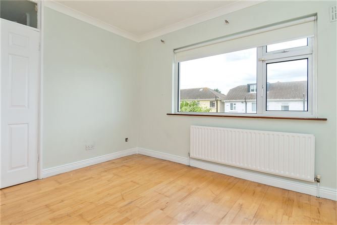 19 Hillcrest Avenue, Lucan, Co.Dublin