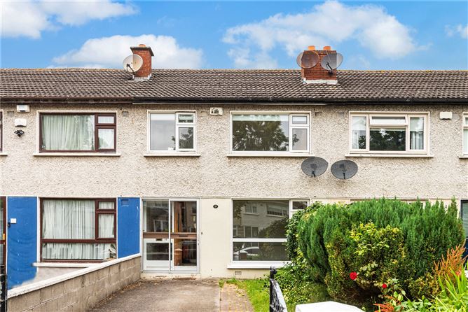 19 Hillcrest Avenue, Lucan, Co.Dublin