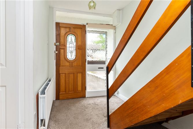 19 Hillcrest Avenue, Lucan, Co.Dublin