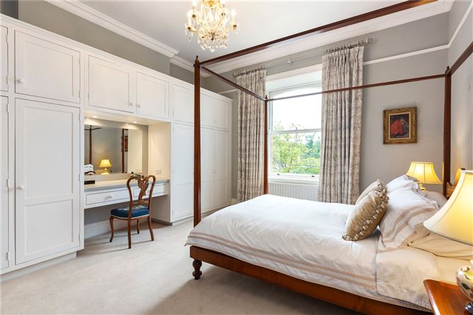 2 Elton Park, Sandycove, Co. Dublin