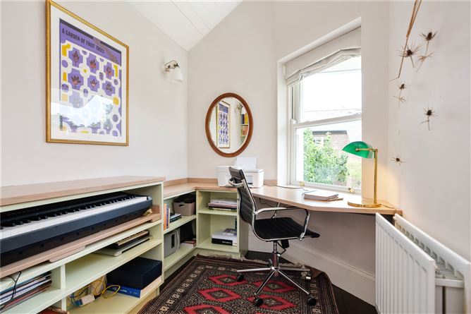 2 Elton Park, Sandycove, Co. Dublin