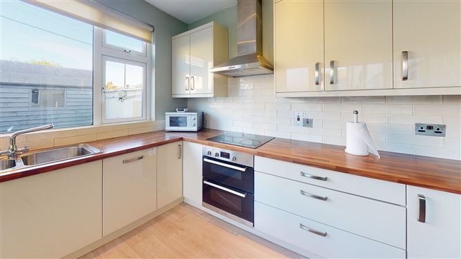 3 Lauderdale Estate, Bray, Wicklow