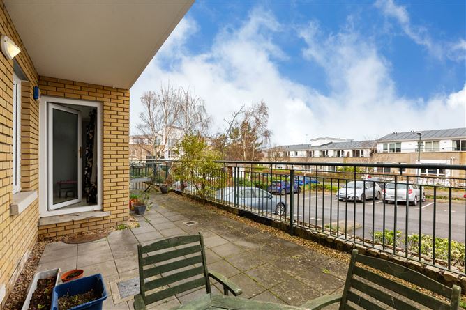 6 Rockview, Simonsridge, Sandyford, Dublin 18