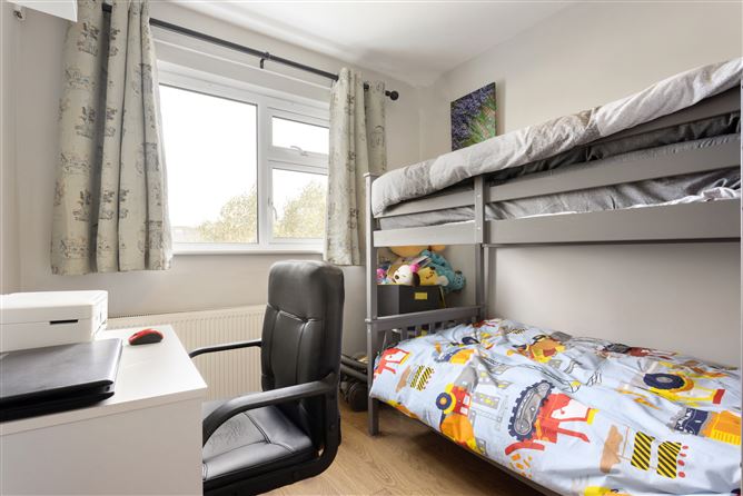 34 Broadford Rise, Ballinteer,   Dublin 16