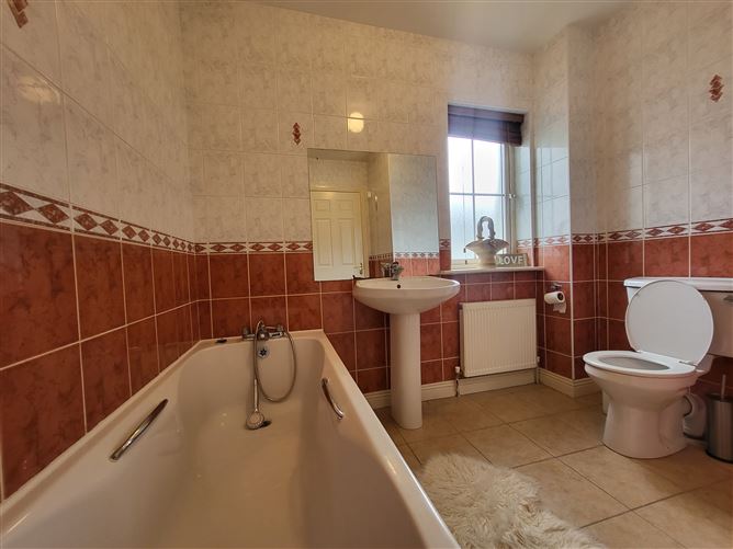 Photo 26 of 27 — 97 Carmody Way, Portlaoise, Laois