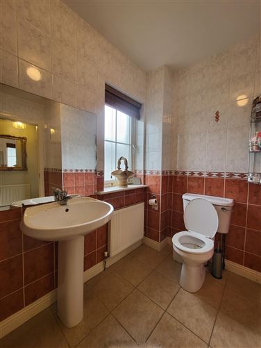 Photo 24 of 27 — 97 Carmody Way, Portlaoise, Laois