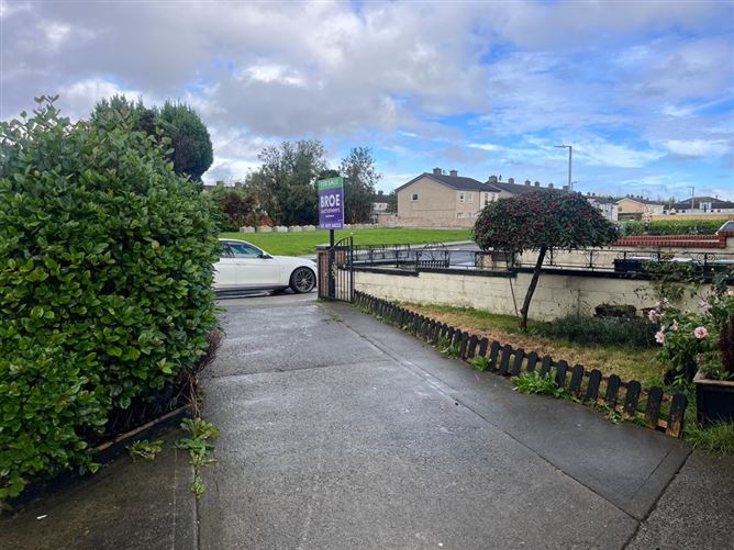 47 Saint Mark's Crescent, Clondalkin,   Dublin 22