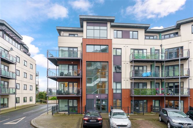 Apt. 5 Beacon, Royal Canal Park, Ashtown, Dublin 15
