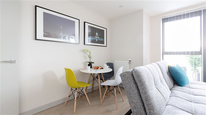 The Ealing Esquire,London,Greater London,United Kingdom