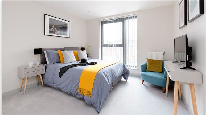 The Ealing Esquire,London,Greater London,United Kingdom