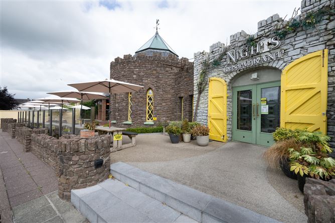 The Auld Triangle, Macroom, Cork