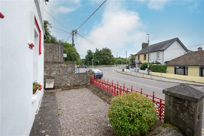 1 Strawberry Cottages, Lee Road, Cork