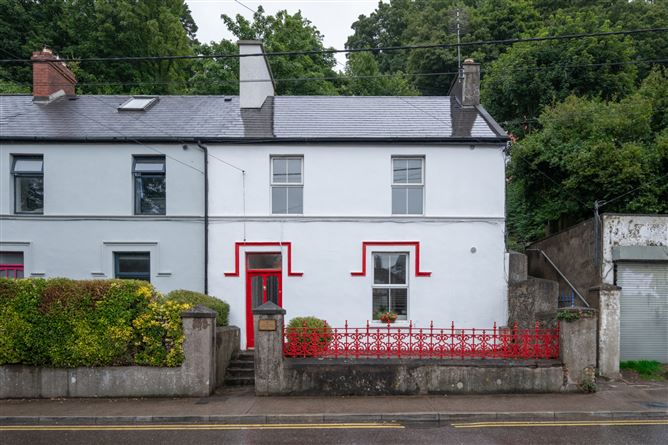 1 Strawberry Cottages, Lee Road, Cork