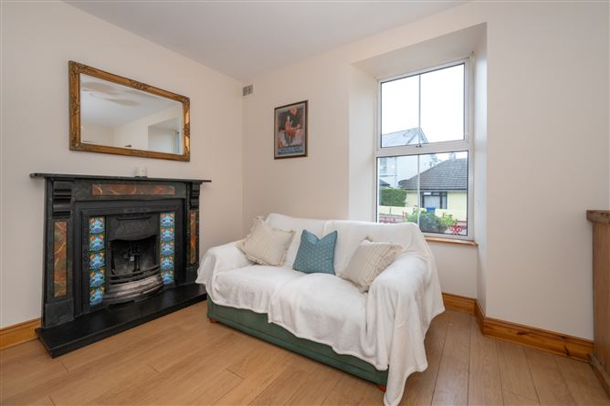 1 Strawberry Cottages, Lee Road, Cork