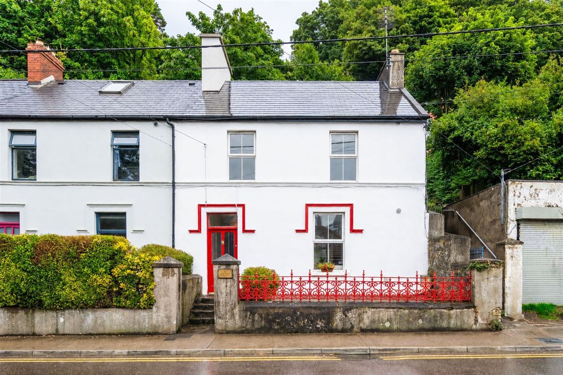 1 Strawberry Cottages, Lee Road, Sundays Well, Cork