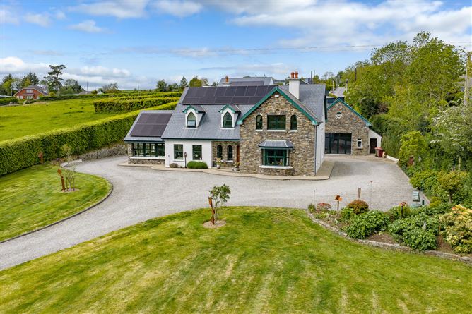 Cor View House, Skevanish, Innishannon, Co. Cork
