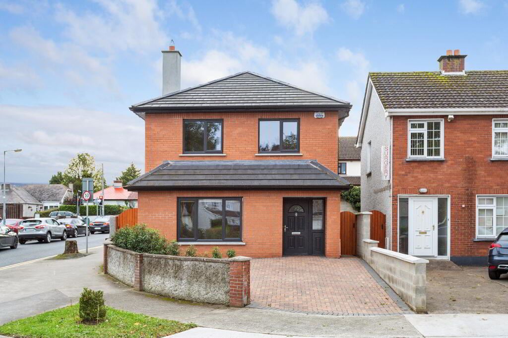 1a Hillcrest Court, Lucan, Dublin