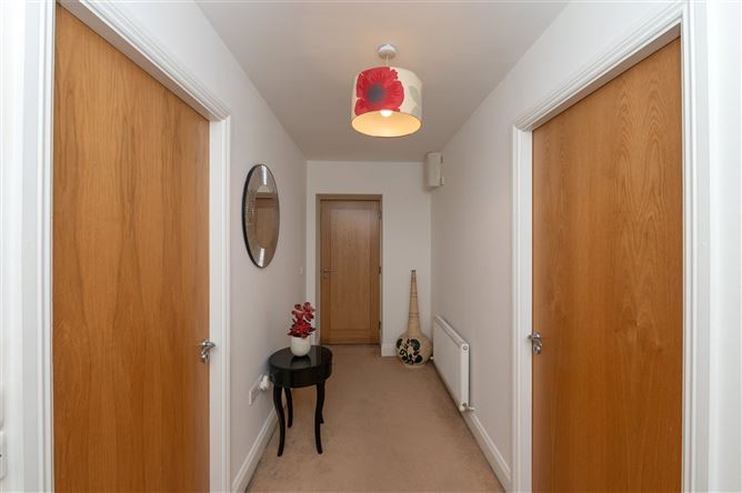 19 The Abbey, Classes Lake, Ovens, Co. Cork