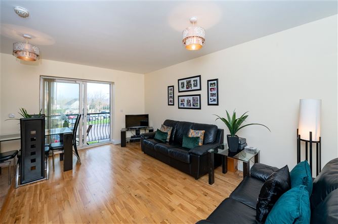 19 The Abbey, Classes Lake, Ovens, Co. Cork