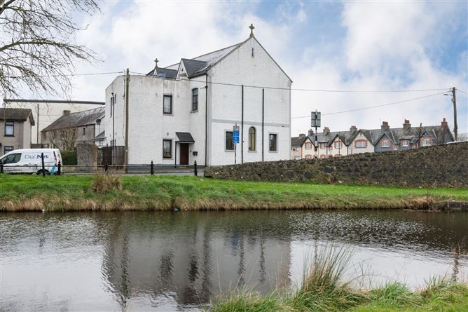 2 De Montfort, Convent Road, Tullamore, Co. Offaly