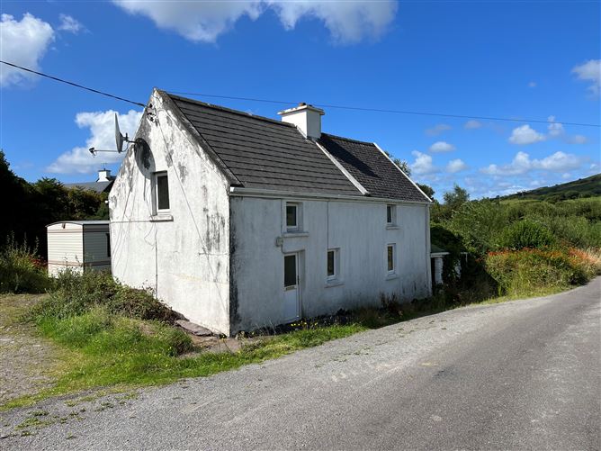 ref 1020 - farmhouse, dromkeare, waterville, kerry