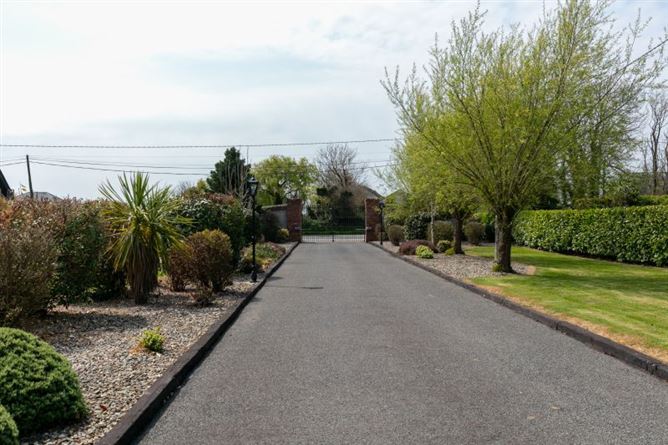 Seafield on c. 7 Acres, Duncormick, Wexford