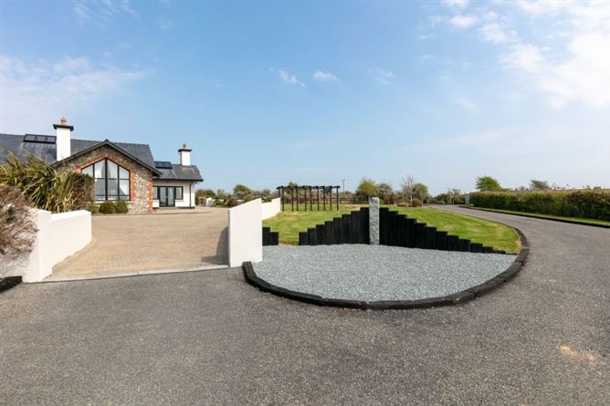 Seafield on c. 7 Acres, Duncormick, Wexford