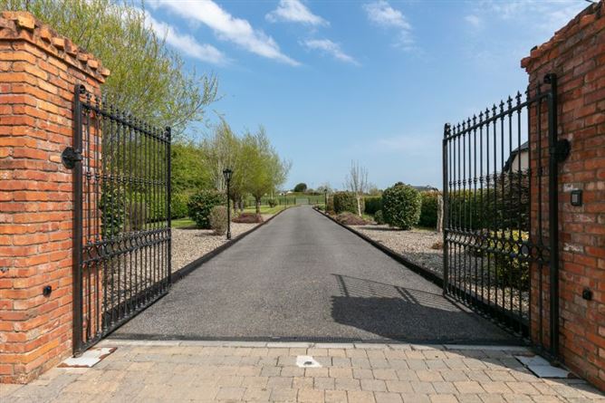 Seafield on c. 7 Acres, Duncormick, Wexford