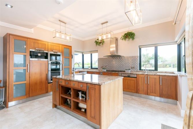 Seafield on c. 7 Acres, Duncormick, Wexford