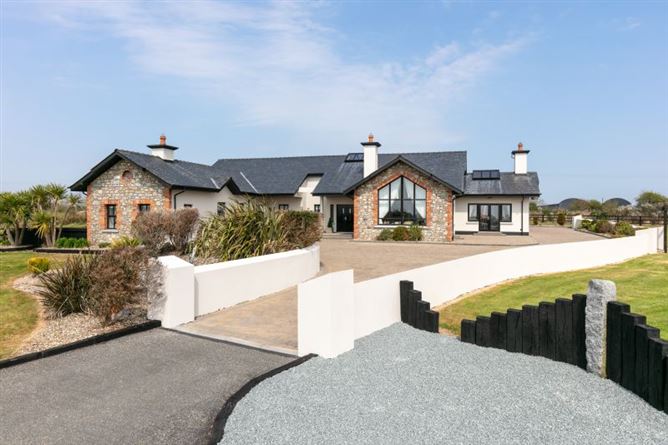 Seafield on c. 7 Acres, Duncormick, Wexford