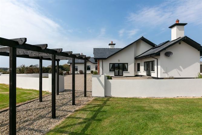 Seafield on c. 7 Acres, Duncormick, Wexford