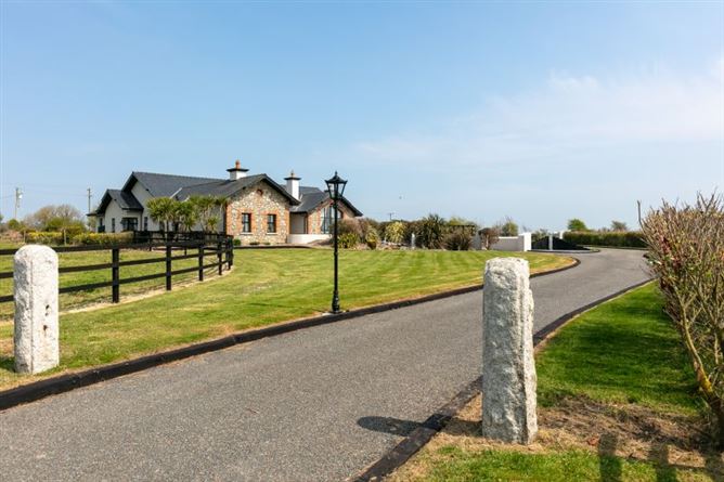 Seafield on c. 7 Acres, Duncormick, Wexford