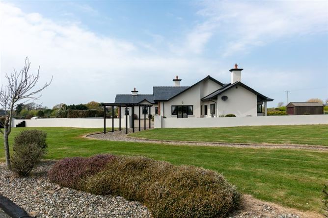 Seafield on c. 7 Acres, Duncormick, Wexford