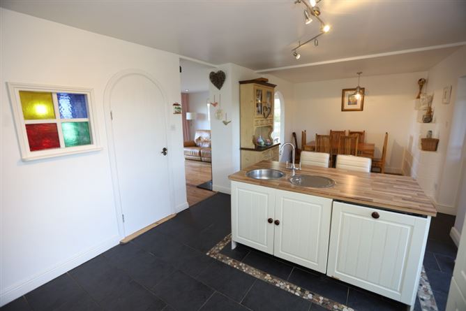 Jalna, Liscahane Beg, Kinsale, Cork