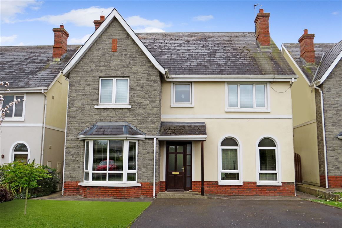 3 Orchard Heights, Charleville, Co. Cork Sherry Fitzgerald (Derry) Walsh 4701625 MyHome.ie