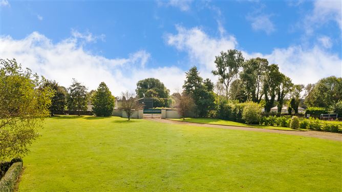 Hortland Hall, Knockanally, Donadea, Co. Kildare