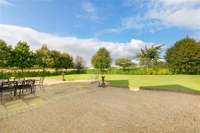 Hortland Hall, Knockanally, Donadea, Co. Kildare