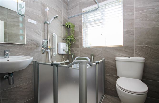 70 Watergate, Oldbawn, Tallaght, Dublin 24