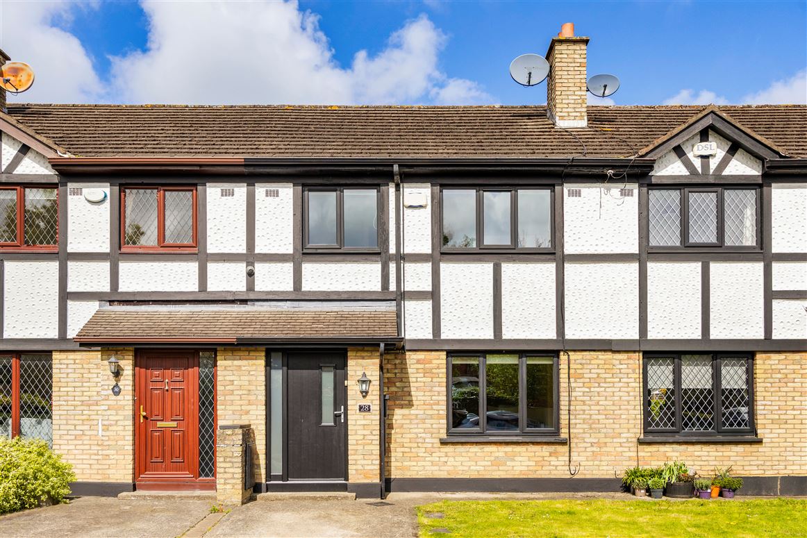 28 Pine Avenue, Westminster Park, Foxrock, Dublin 18