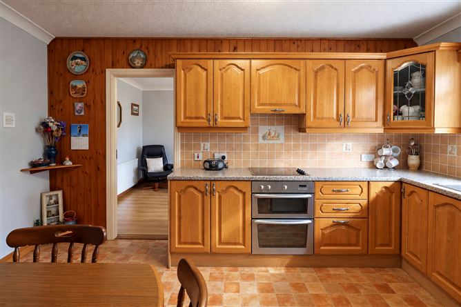 82 Oaklawn West, Leixlip, Kildare
