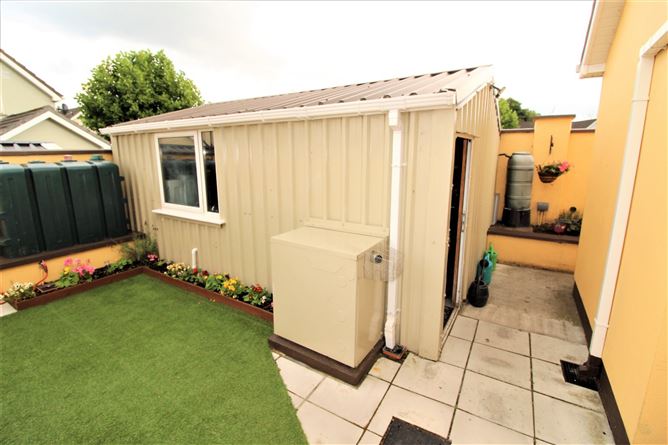 11 Manor Grove, Mountmellick, Co. Laois