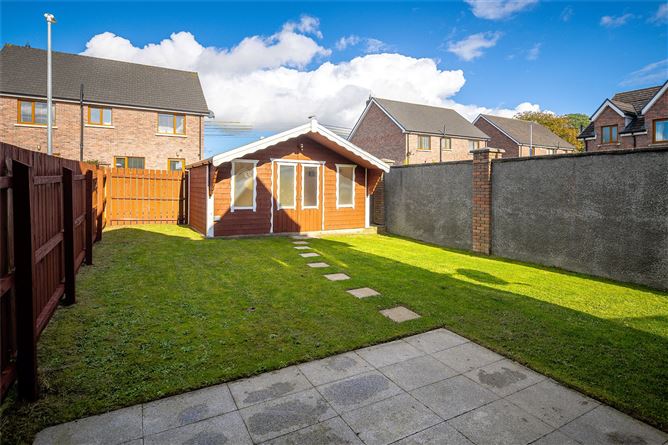 8 Harbour Grove, Point Road, Dundalk, Co. Louth