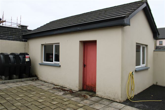 14 Lake View, Glenamaddy, Co. Galway