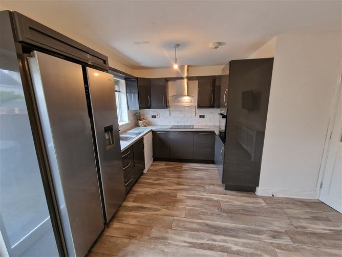 33 Ballymoneen, Tulla Road, Ennis, Co. Clare