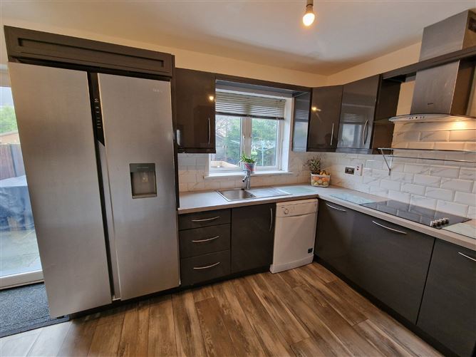 33 Ballymoneen, Tulla Road, Ennis, Co. Clare