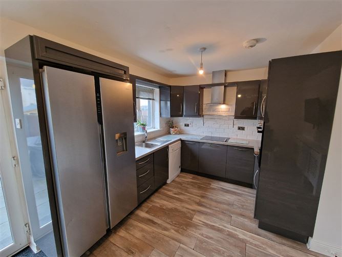 33 Ballymoneen, Tulla Road, Ennis, Co. Clare