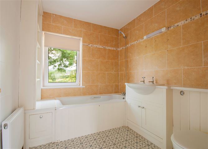 23 Ballina Quay, Ballina, Tipperary